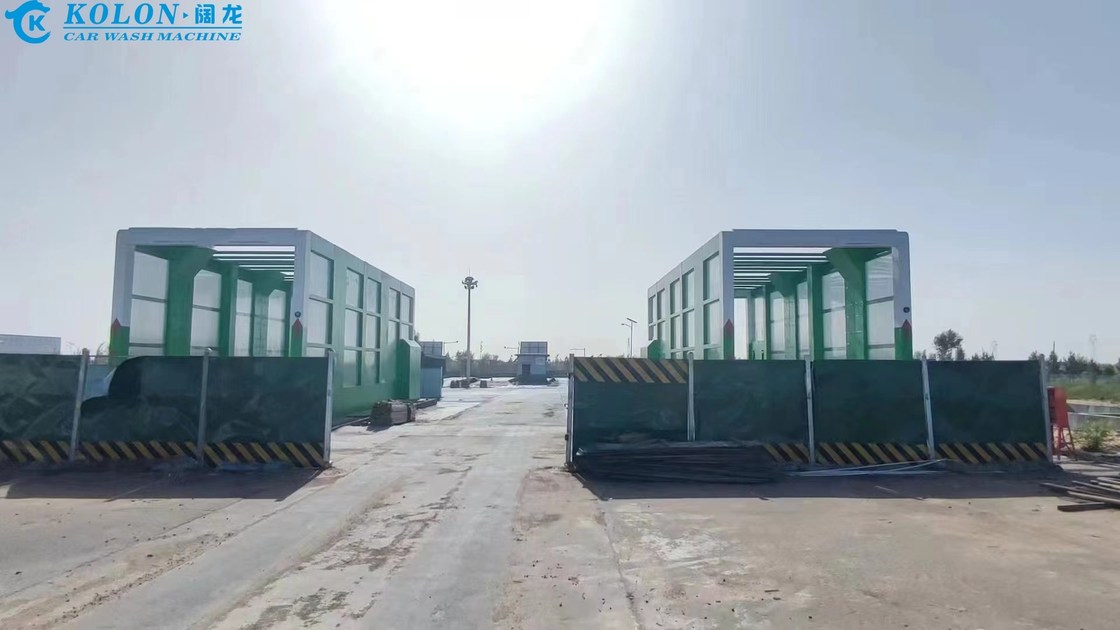 غسالة الحافلات الكهربائية مع وقت الغسيل 3-5 دقيقة / سيارة